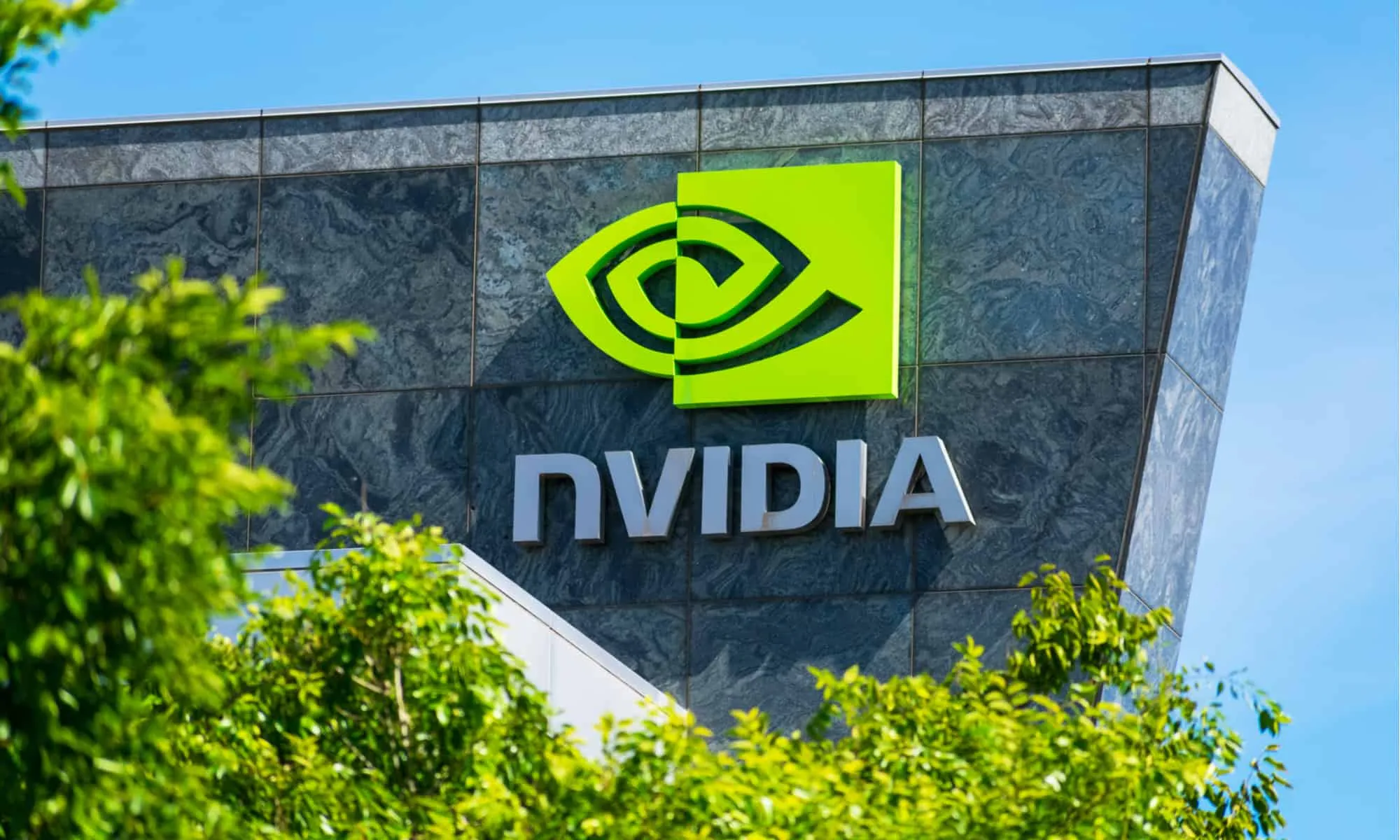 NVIDIA стала самой дорогой компанией в мире #2