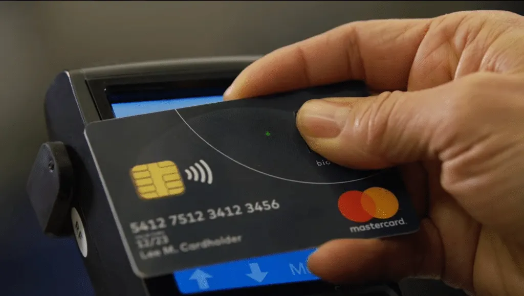Mastercard решила отказаться от паролей и кодов подтверждения и перейти на биометрическую аутентификацию #1