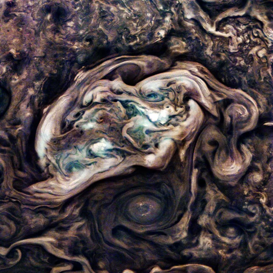 NASA публикует самые чёткие фотографии Юпитера в истории #6