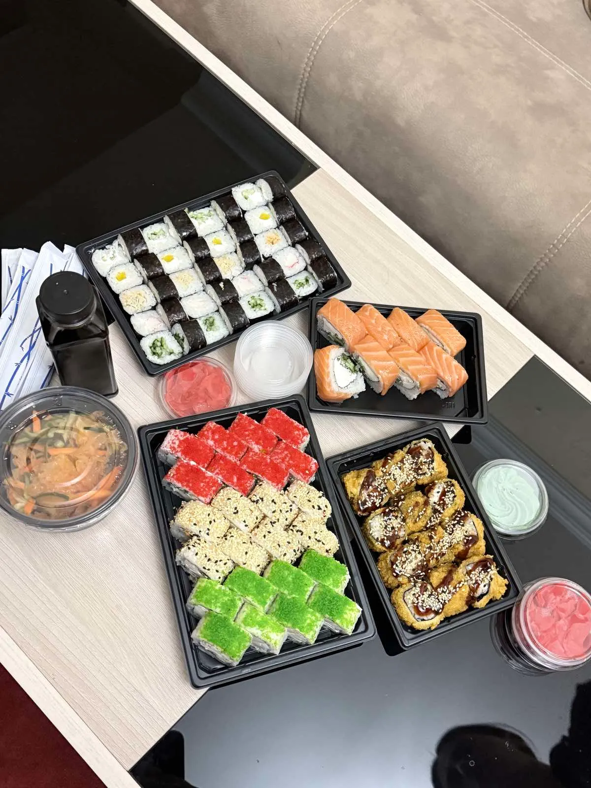 А мы в такое время будем есть суши! 🍣😋 #3
