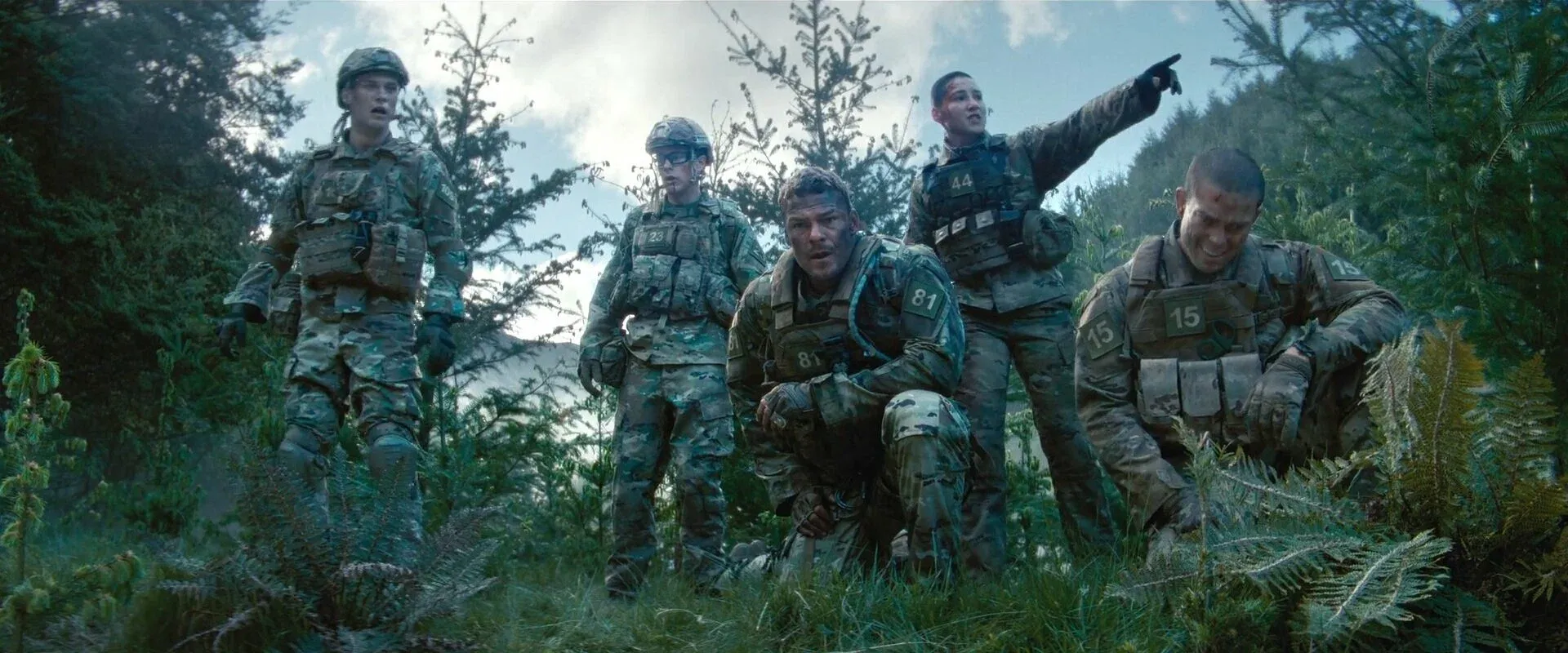 Кадр из фильма «Военная машина» (War Machine)