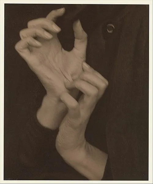 Дорогое фотоискусство: «Руки», Альфред Стиглиц ($1 472 000) #2