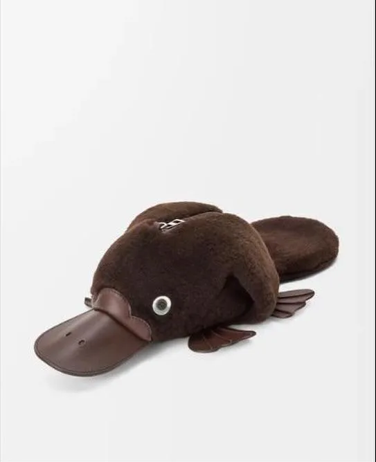 Loewe представил сумку‑утконоса за $2000 #2