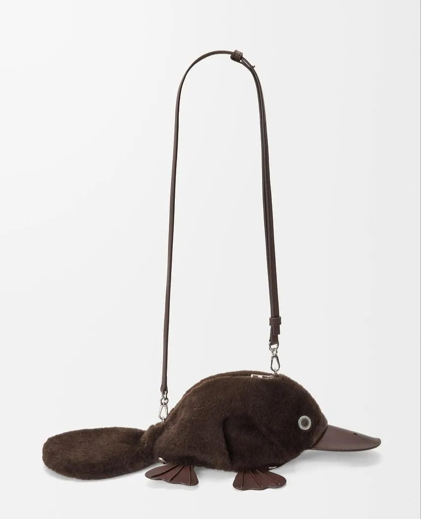 Loewe представил сумку‑утконоса за $2000 #5