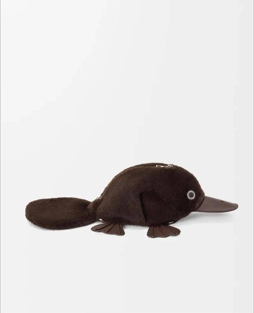 Loewe представил сумку‑утконоса за $2000 #6