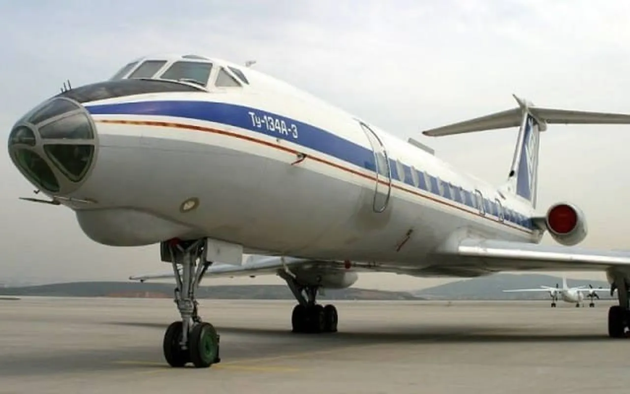 Ту-134