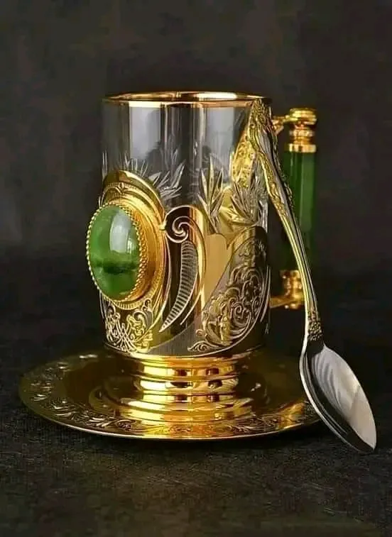 Раритетная Стеклянная Кружка с Позолотой и Зелёным Аметистом . 1910е #1