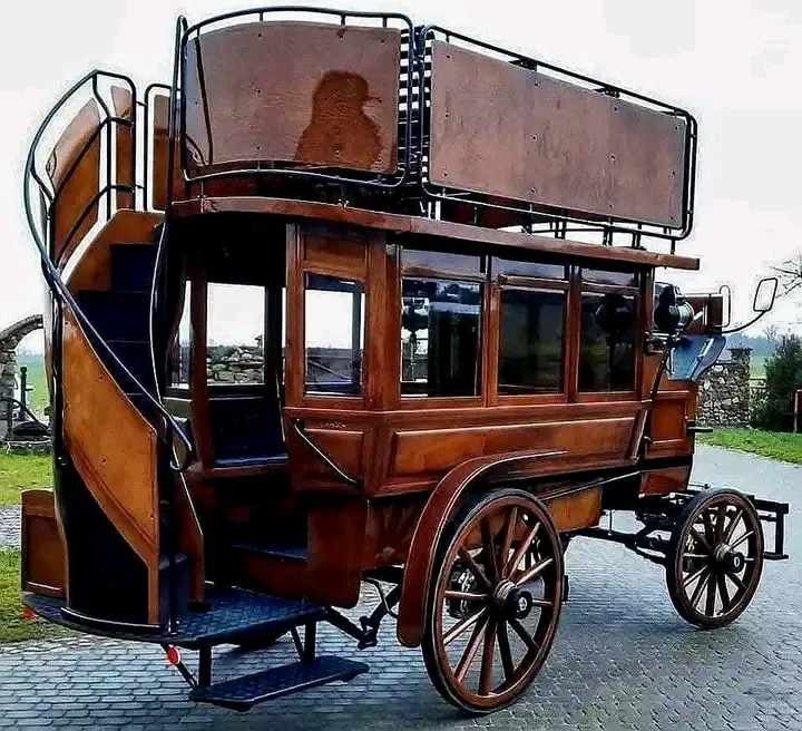 Карета—автобус 1890г #1