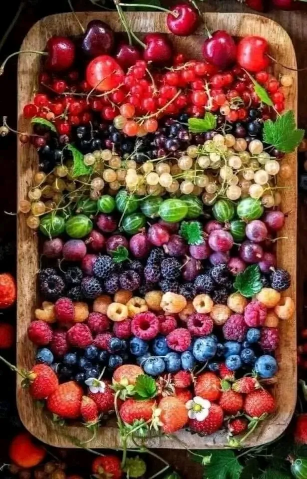 "Как правильно кушать ягоды"🍒 #2