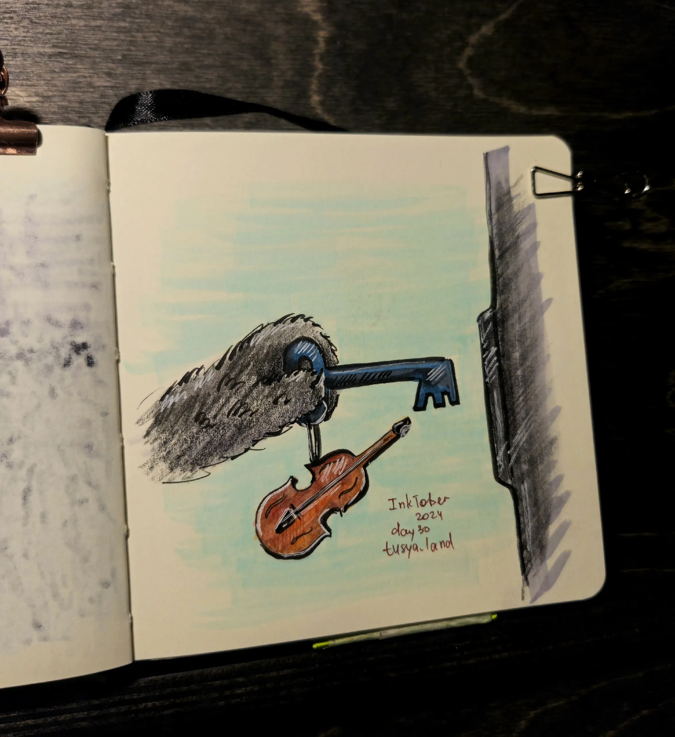 День: 30   Тема: Violin/ Скрипка   В итоге ёжик добрался до дома, достал ключи с брелок в виде скрипки и открыл дверь. 
