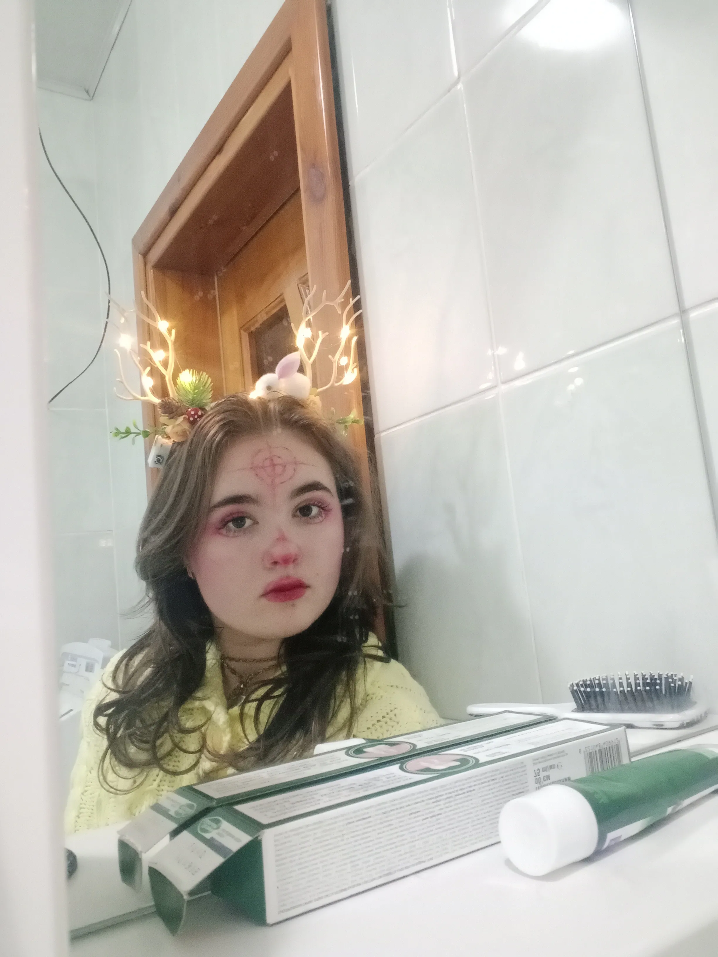 Немного оленёнка, немного сна, немного меня. 🦌✨( Извините, описание сгенерировано chat gpt) 