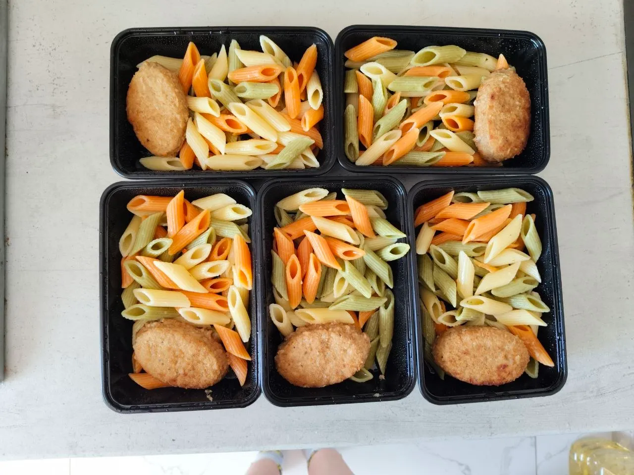 Макарошки с котлетками
