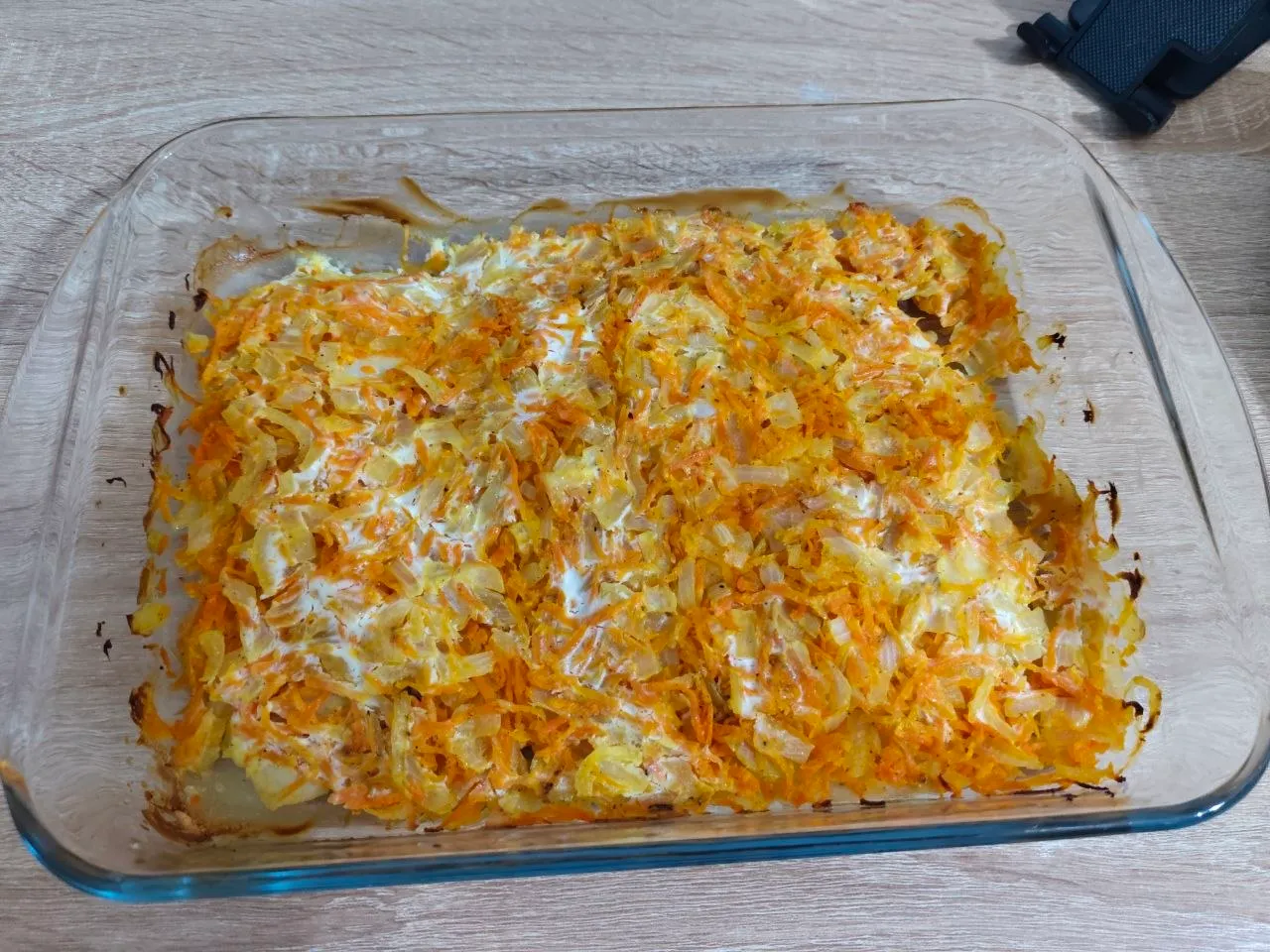 Снова хек в духовке с морковкой и луком